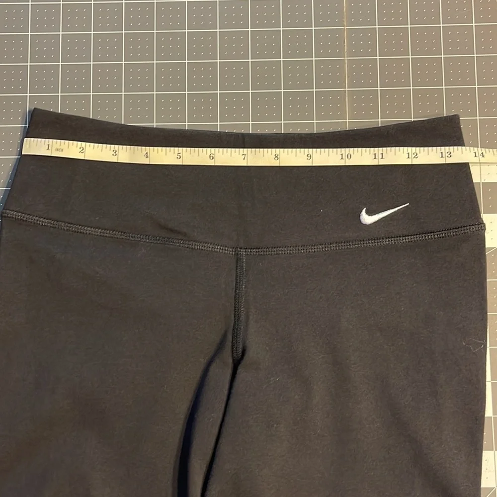 Nike Dri Fit crop leggings - Picture 3 of 6
